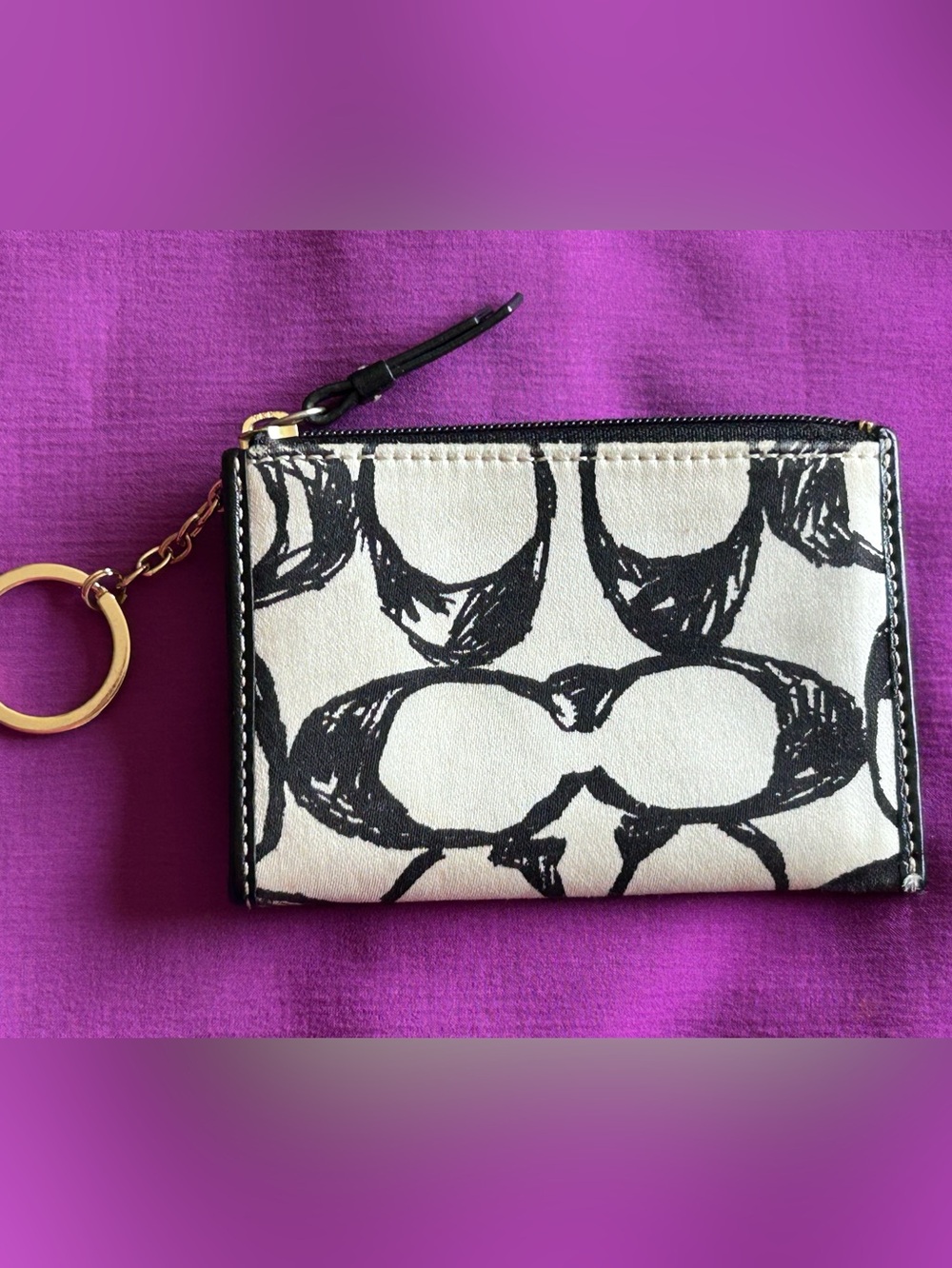 Coach Signature Scribble Print Card & Coin Holder Black and Ivory Gold Key Ring - Picture 2 of 11